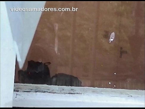 ❤️ Hombre cachondo mirando a su novia con otro chico, grabando un vídeo de follada sin molestar a la pareja Porno en es.sexvideosex.top ❌️